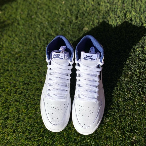 Air Jordan 1 Metallic Navy - Picture 4 of 4